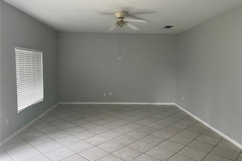 Villa ou maison à louer à Tampa, Floride: 5 chambres, 286.05 m2 № 1916426 - photo 4