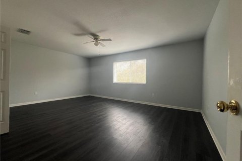 Villa ou maison à louer à Tampa, Floride: 5 chambres, 286.05 m2 № 1916426 - photo 9