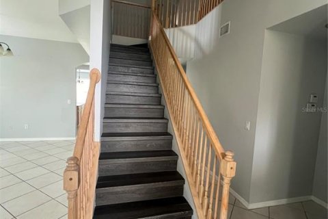 Villa ou maison à louer à Tampa, Floride: 5 chambres, 286.05 m2 № 1916426 - photo 8