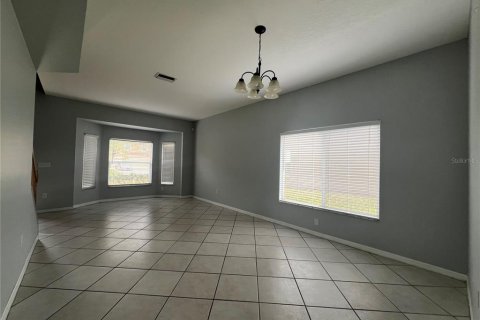 Villa ou maison à louer à Tampa, Floride: 5 chambres, 286.05 m2 № 1916426 - photo 3