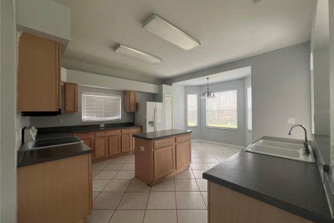Villa ou maison à louer à Tampa, Floride: 5 chambres, 286.05 m2 № 1916426 - photo 2