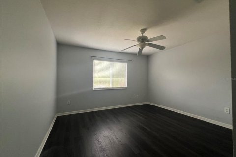 Villa ou maison à louer à Tampa, Floride: 5 chambres, 286.05 m2 № 1916426 - photo 13