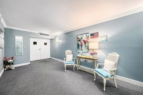 Condominio en venta en Saint Petersburg, Florida, 1 dormitorio, 76.18 m2 № 1887101 - foto 3