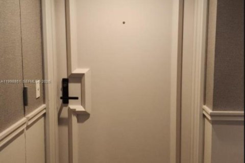 Copropriété à vendre à Aventura, Floride: 2 chambres, 157 m2 № 2068189 - photo 14