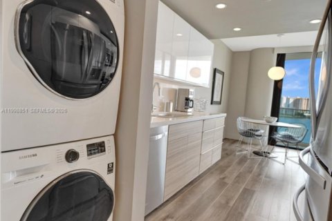 Copropriété à vendre à Aventura, Floride: 2 chambres, 157 m2 № 2068189 - photo 19