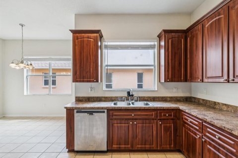 Casa en venta en Spring Hill, Florida, 4 dormitorios, 205.5 m2 № 1767128 - foto 25