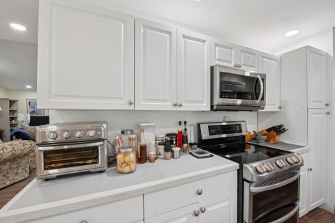 Villa ou maison à vendre à North Lauderdale, Floride: 3 chambres, 222.59 m2 № 2174105 - photo 18
