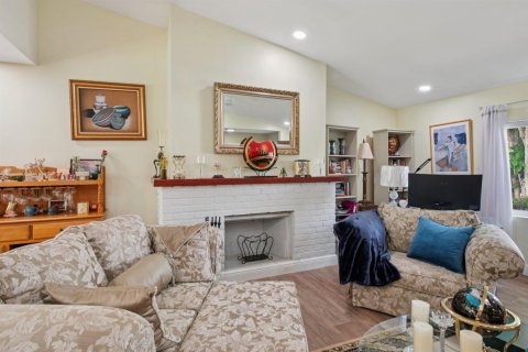 Villa ou maison à vendre à North Lauderdale, Floride: 3 chambres, 222.59 m2 № 2174105 - photo 8