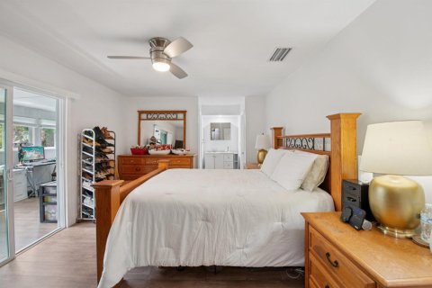 Villa ou maison à vendre à North Lauderdale, Floride: 3 chambres, 222.59 m2 № 2174105 - photo 22