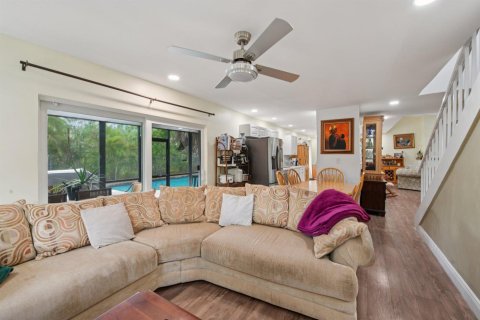 Villa ou maison à vendre à North Lauderdale, Floride: 3 chambres, 222.59 m2 № 2174105 - photo 10