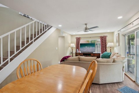 Villa ou maison à vendre à North Lauderdale, Floride: 3 chambres, 222.59 m2 № 2174105 - photo 13