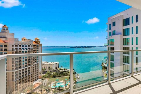 Condo in Sarasota, Florida, 2 bedrooms  № 1689739 - photo 2