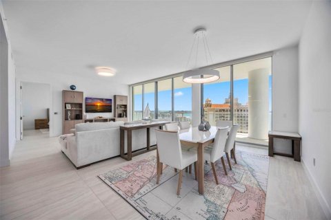 Condo in Sarasota, Florida, 2 bedrooms  № 1689739 - photo 28