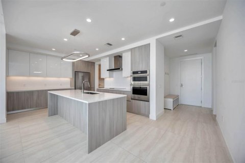 Condo in Sarasota, Florida, 2 bedrooms  № 1689739 - photo 21