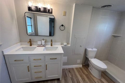 Propiedad comercial en venta en Sarasota, Florida, 64.66 m2 № 1796069 - foto 20