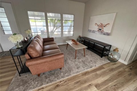 Propiedad comercial en venta en Sarasota, Florida, 64.66 m2 № 1796069 - foto 10