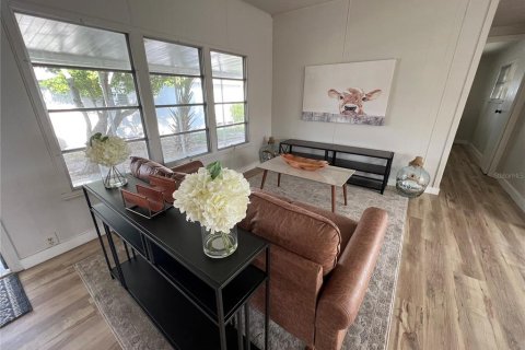 Propiedad comercial en venta en Sarasota, Florida, 64.66 m2 № 1796069 - foto 8