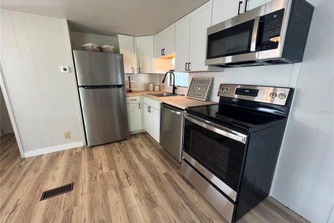 Propiedad comercial en venta en Sarasota, Florida, 64.66 m2 № 1796069 - foto 15
