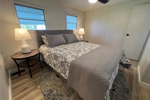 Propiedad comercial en venta en Sarasota, Florida, 64.66 m2 № 1796069 - foto 19