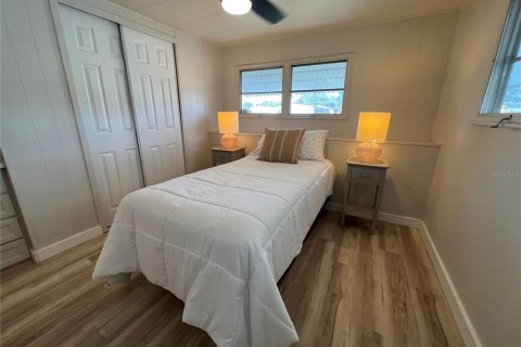 Propiedad comercial en venta en Sarasota, Florida, 64.66 m2 № 1796069 - foto 24