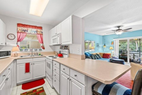 Купить кондоминиум в Бока-Ратон, Флорида 3 комнаты, 90.86м2, № 2146478 - фото 3