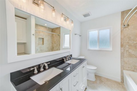 Casa en venta en Belleair, Florida, 3 dormitorios, 158.31 m2 № 1567607 - foto 22