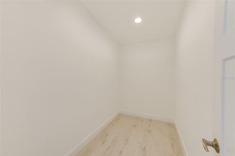 Casa en venta en Belleair, Florida, 3 dormitorios, 158.31 m2 № 1567607 - foto 18