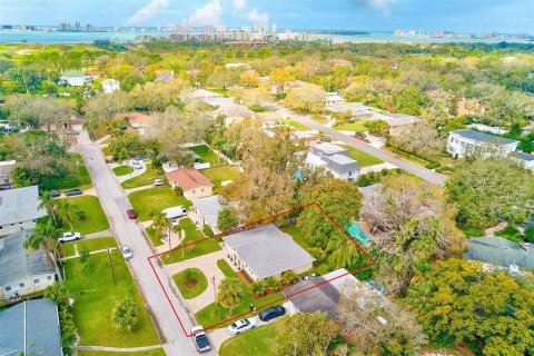 Casa en venta en Belleair, Florida, 3 dormitorios, 158.31 m2 № 1567607 - foto 3