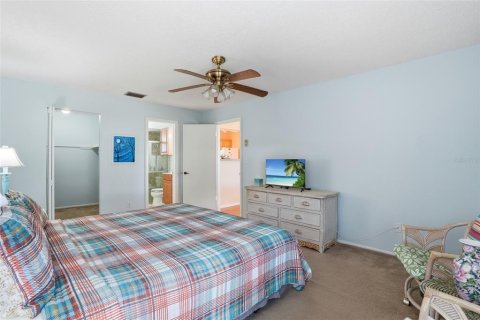 Townhouse in Fort Myers, Florida 2 bedrooms, 111.48 sq.m. № 2100861 - photo 21