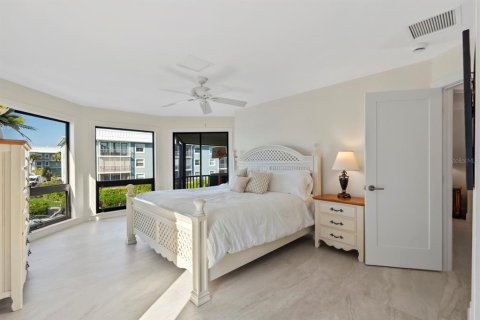 Townhouse in Naples, Florida 3 bedrooms, 199.18 sq.m. № 1521475 - photo 21
