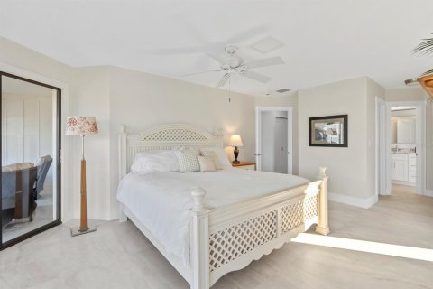 Townhouse in Naples, Florida 3 bedrooms, 199.18 sq.m. № 1521475 - photo 22