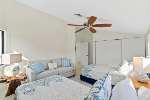 Townhouse in Naples, Florida 3 bedrooms, 199.18 sq.m. № 1521475 - photo 24