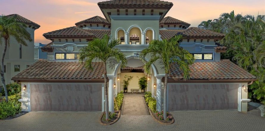 Townhouse in Naples, Florida 3 bedrooms, 199.18 sq.m. № 1521475