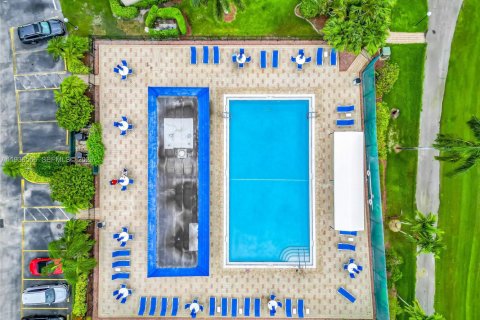 Condo in Coconut Creek, Florida, 2 bedrooms  № 1995450 - photo 23