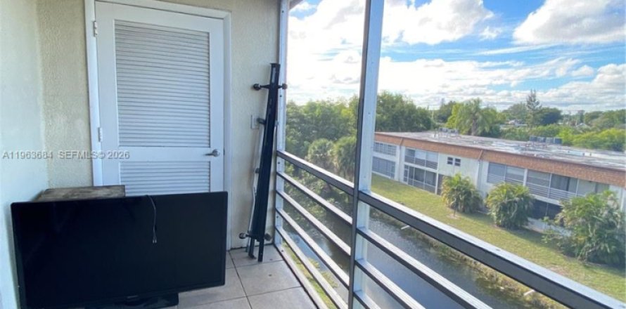 Condo à Lake Worth, Floride, 1 chambre  № 2025636