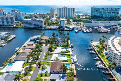 Villa ou maison à vendre à Pompano Beach, Floride: 3 chambres, 140.65 m2 № 1161826 - photo 1