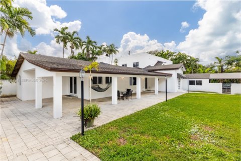 Casa en venta en Miami, Florida, 2 dormitorios, 250.19 m2 № 1992265 - foto 7