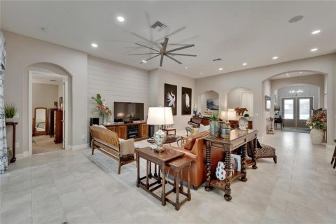 Villa ou maison à vendre à Apollo Beach, Floride: 4 chambres, 241.27 m2 № 1919823 - photo 14