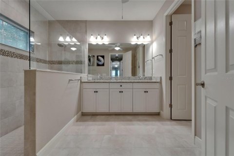 Villa ou maison à vendre à Apollo Beach, Floride: 4 chambres, 241.27 m2 № 1919823 - photo 18
