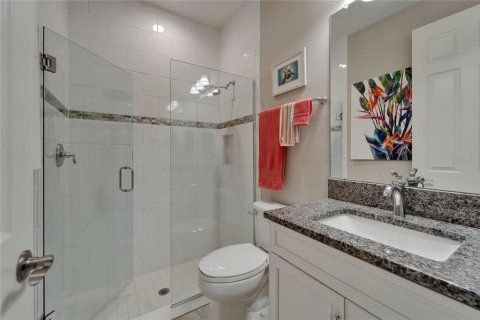 Villa ou maison à vendre à Apollo Beach, Floride: 4 chambres, 241.27 m2 № 1919823 - photo 24