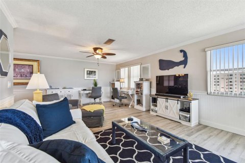 Condominio en venta en Gulfport, Florida, 2 dormitorios, 131.92 m2 № 1677534 - foto 23