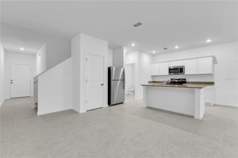 Touwnhouse à louer à Kissimmee, Floride: 3 chambres, 163.88 m2 № 2408401 - photo 7