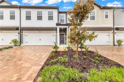Touwnhouse à louer à Kissimmee, Floride: 3 chambres, 163.88 m2 № 2408401 - photo 2
