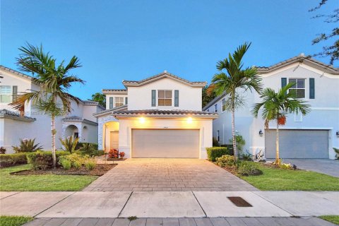 Villa ou maison à louer à Homestead, Floride: 3 chambres, 223.24 m2 № 1928189 - photo 1