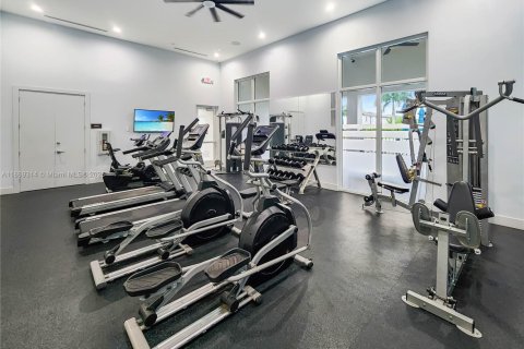 Villa ou maison à louer à Homestead, Floride: 3 chambres, 223.24 m2 № 1928189 - photo 22