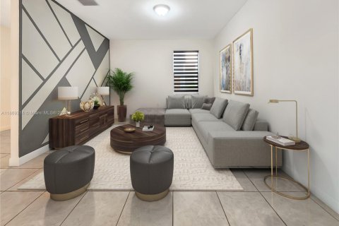 Villa ou maison à louer à Homestead, Floride: 3 chambres, 223.24 m2 № 1928189 - photo 3