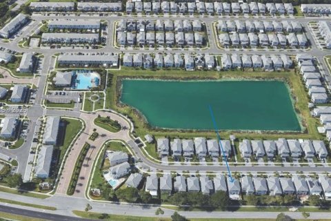 Villa ou maison à louer à Homestead, Floride: 3 chambres, 223.24 m2 № 1928189 - photo 25