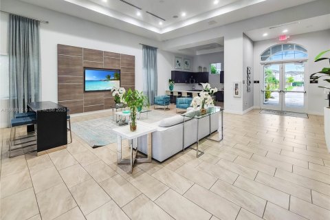 Villa ou maison à louer à Homestead, Floride: 3 chambres, 223.24 m2 № 1928189 - photo 21