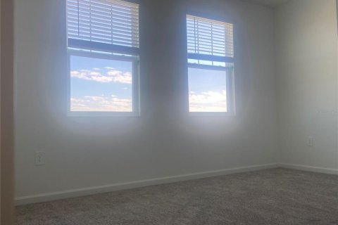 Casa en alquiler en Kissimmee, Florida, 4 dormitorios, 189.89 m2 № 1820727 - foto 13
