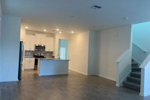 Casa en alquiler en Kissimmee, Florida, 4 dormitorios, 189.89 m2 № 1820727 - foto 16